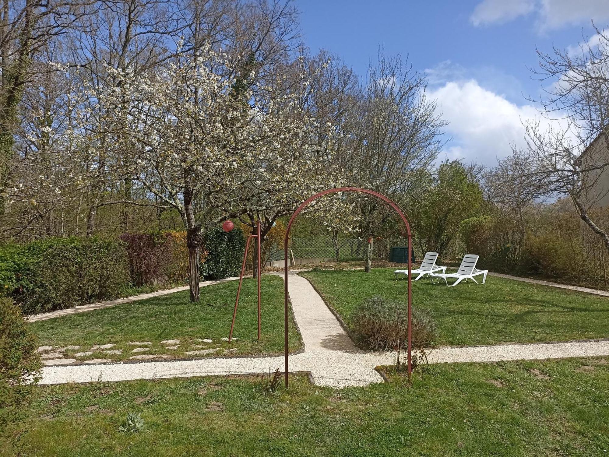 Entre 2 Chateaux Onzain Bagian luar foto