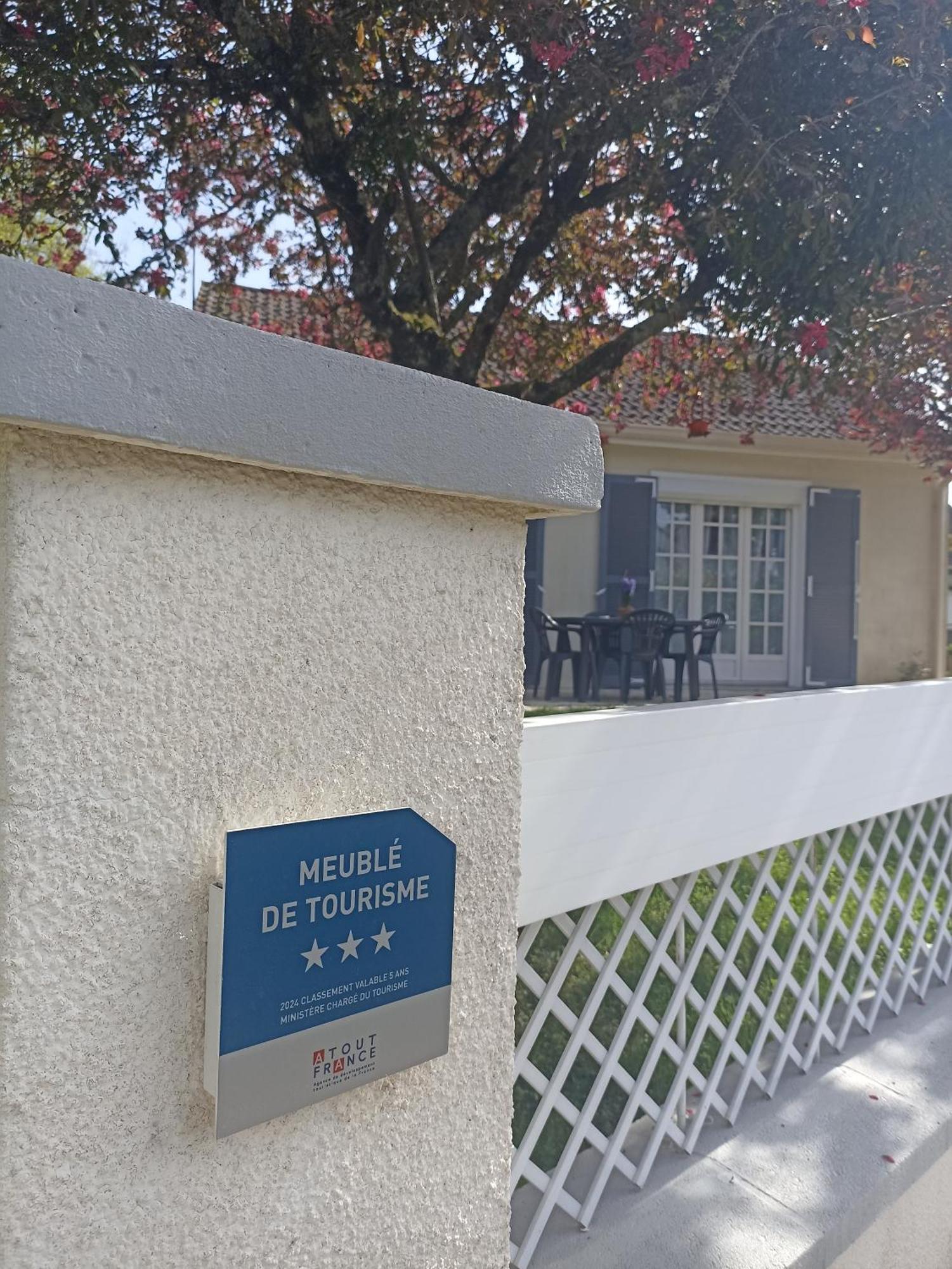 Entre 2 Chateaux Onzain Bagian luar foto